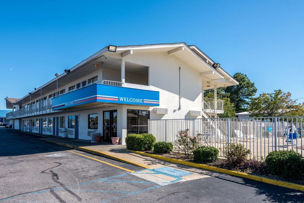 Rodeway Inn Montgomery Exteriér fotografie